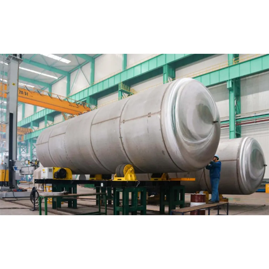 Fabricant de réservoirs sous pression de stockage de produits chimiques en acier inoxydable